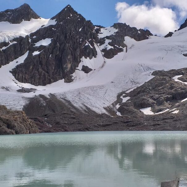 TREKKING GLACIAR VINCIGUERRA